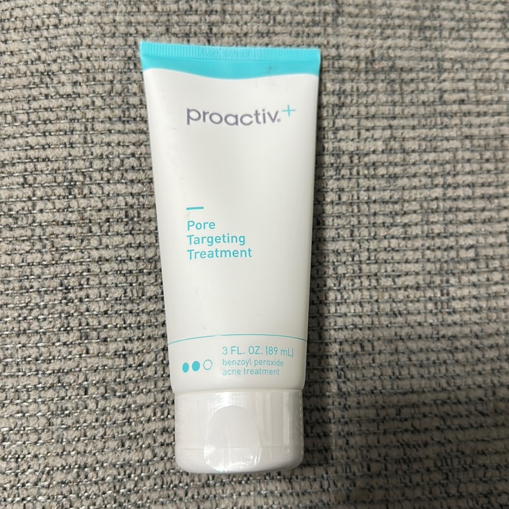 Proactiv+ Pore Targeting treatment new sealed 3 fl oz. Exp 11/2022